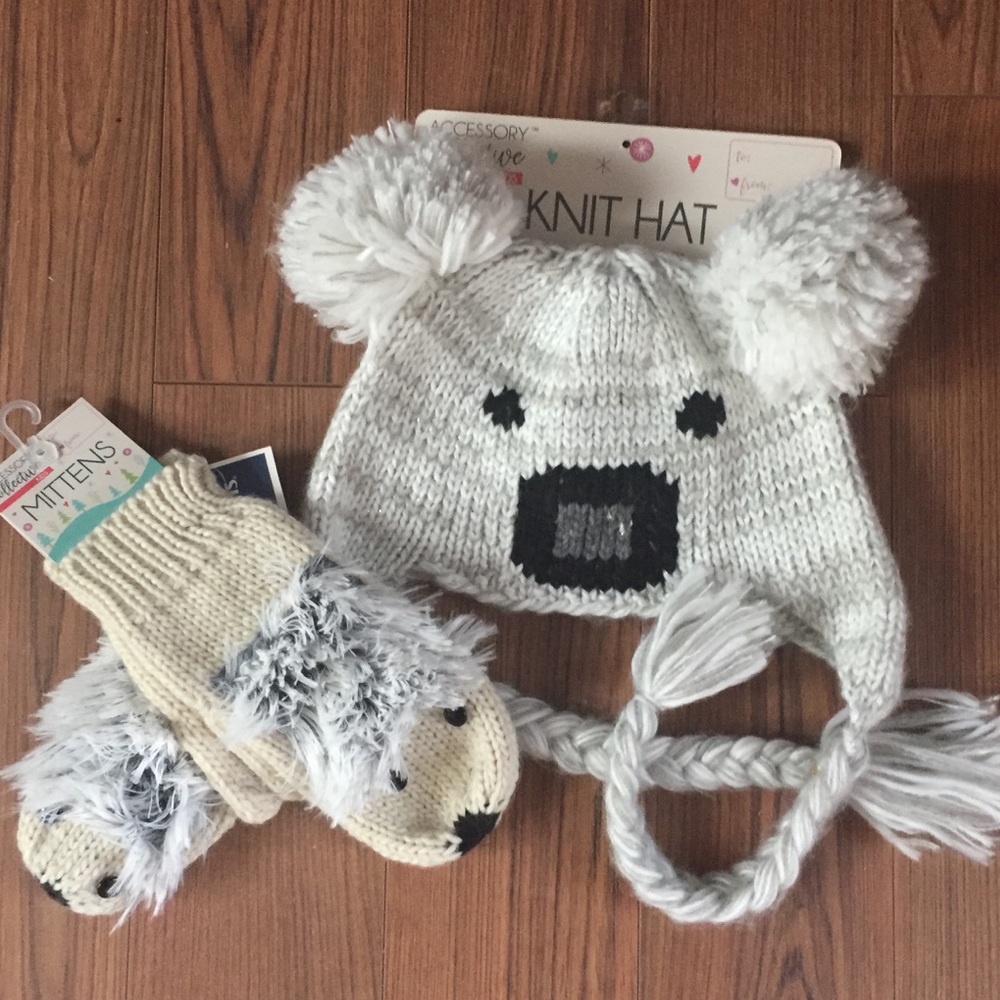Accessory Collective kids hat and mittens-NWT